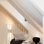 Castle View Duplex - Graca Design アパート